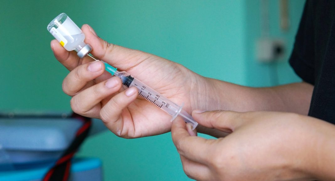 جعبه حمل واکسن مجهز به دیتالاگر دما